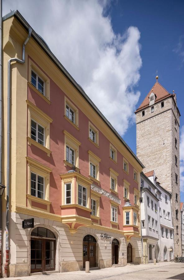 Altstadthotel Der Patrizier Regensburg Dış mekan fotoğraf